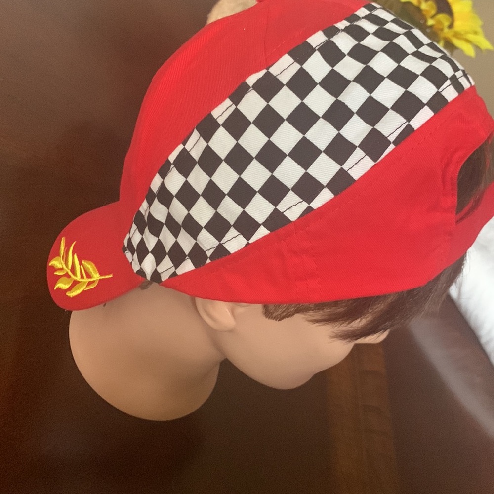 Ferrari Emblem  Cap - Picture 2 of 6